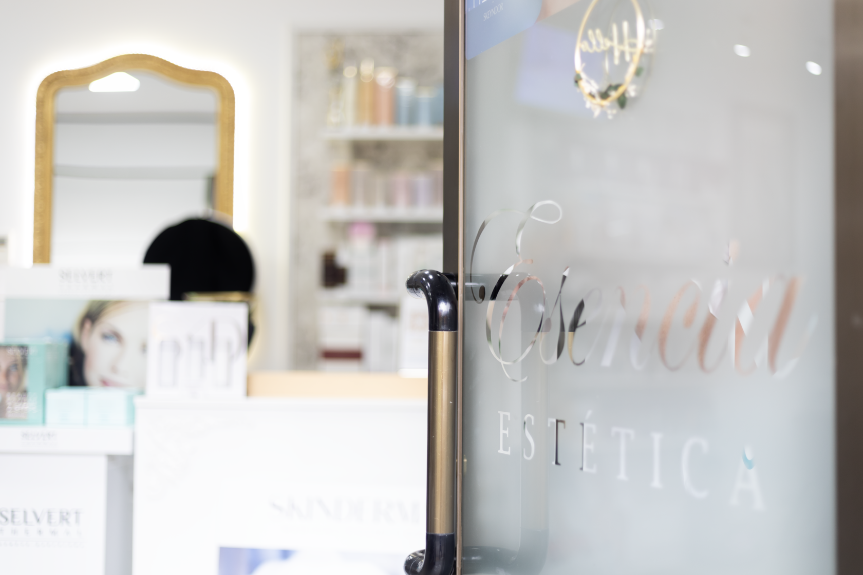 Entrada de Esencia Estética en Campo Real